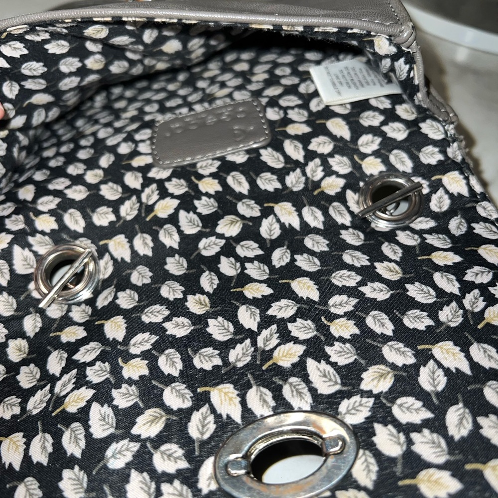 Purse - Picture 3 of 3
